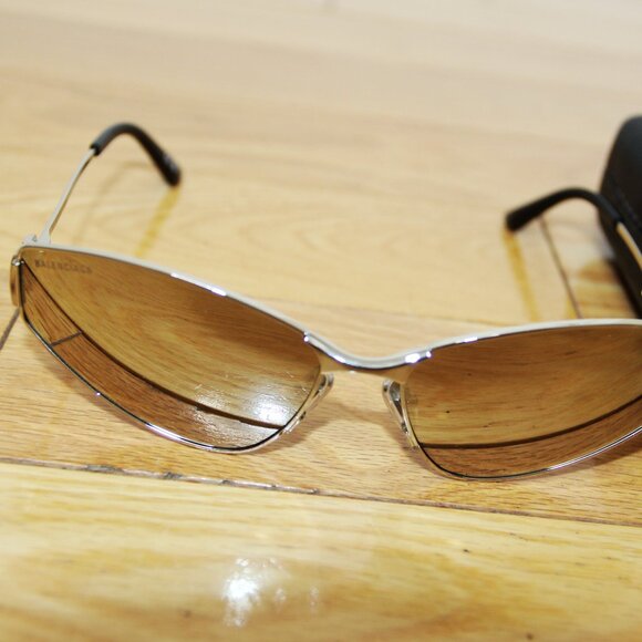 BNWT AW24 BALENCIAGA NARROW CAT EYE SUNGLASSES BB0335S - Picture 2 of 9